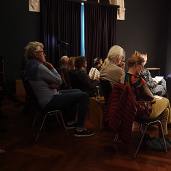 Doppelter Gast, am Fr., 24. April 2026 mit Ulrike Scheuermann, mit einer Einführung von Barbara Rauchenberger und einem Gespräch moderiert von Helwig Brunner