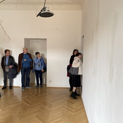 Eröffnung der Ausstellung: 'SISTERS OF THE LABYRINTH' von Renate Kordon und Tamara Friebel, KULTUM Graz, 2. März 2024. Foto: KULTUM/Johannes Rauchenberger