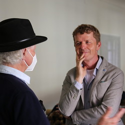 KURATORINNENFÜHRUNG, Juli 2021, Ausstellung EINATMEN-AUSATMEN. Foto: KULTUM