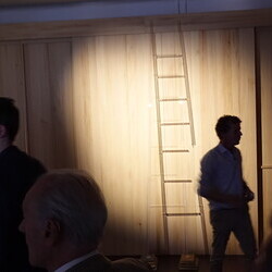                                 Ausstellung Maaria Wirkkala: NUN MEHR ? MEANTIME: F?hrung mit Kurator Johannes Rauchenberger, 15. Juli 2025, mit Rotary-Club Graz-Neutor