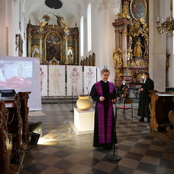 Pfaarrer Alois K?lbl; St. Andr? Kirche: Kunst-Aschermittwoch, 17. Februar 2021, Foto: Nora Ruzsics