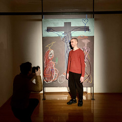 Guillaume Bruere, Dead & Alive. Alte Meister, 2021,  Ausstellungsaufbau. Foto: KULTUM/Andrea Hopper