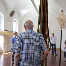 EINATMEN - AUSATMEN. Ausstellungsbesuch mit Führung. Foto: KULTUM