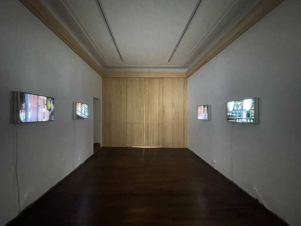 Zlatko Kopljar: K13, 2009,
6 Leuchtkästen,
Ausstellungsansicht: Zlatko Kopljar: AUSLÖSCHUNG | ERASION. KULTUMUSEUM Graz, 27. Sept. 2024 – 12. Jan. 2025
Kurator: Johannes Rauchenberger