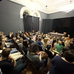 Junges Publikum_Bei Vollmond spricht man nicht_20221007. Foto: KULTUM/Andrea Hopper