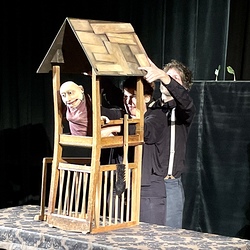 Junges Publikum_Bei Vollmond spricht man nicht_20221007. Foto: KULTUM/Andrea Hopper