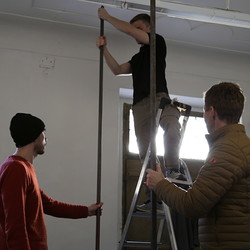 Guillaume Bruere, Dead & Alive. Alte Meister, 2021,  Ausstellungsaufbau. Foto: KULTUM/Andrea Hopper