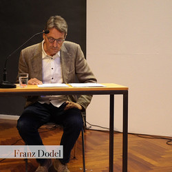 Der doppelte Gast: Franz Dodel - Mila Haugov?: 'Mit der Zeit wird selbst ein Papagei vermutlich'. Moderation: Barbara Rauchenberger KULTUM, 22.10.2020 Foto: KULTUM/Johannes Rauchenberger