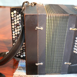 Frau Meier die Amsel, Mezzanintheater, JUNGES PUBLIKUM, September 2021. Foto: KULTUM