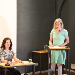 Literatur.Gegenüber, WIR WACHEN IN FREMDEN AUGEN, 20210609. Foto: KULTUM