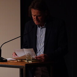  Doppelte Gäste: Lyrik-Lesung mit Erwin Einzinger und Lisa Spalt am Dienstag, 11.11.2025: Mit Einführungen von Paul Pechmann und einem anschlie?enden Gespräch mit Helwig Brunner.