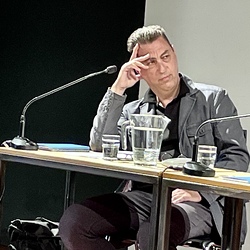 LITERATUR_DOPPELTE GAST_Holland_Warzecha_20240617. Foto: KULTUM/Hopper