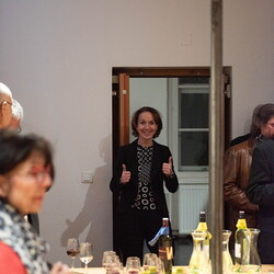 Im Bann (s)einer großen Erzählung: Josef Fink (1941–1999)Eröffnung im Minoritensaal, 28. Februar 2025Mit Johannes Rauchenberger, Elisabeth Koller (Kuratoren)Generalvika Erich Linhardt, Walter Prügger, Leiter des Ressorts 'Bildung, Kunst und Kultu