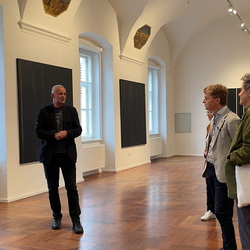 Artist-Curator Talk Zlatko Kopljar and Johannes Rauchenberger, 28. Sept. 2024, steirischer herbst, Ausstellung: Zlatko Kopljar: Erasion