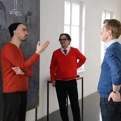 Guillaume Bruere, Dead & Alive. Alte Meister, 2021,  Ausstellungsaufbau. Foto: KULTUM/Andrea Hopper