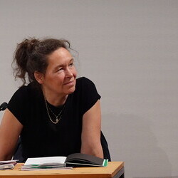                                 LITERATUR HOTEL: Monika Rinck: 'Eine Verkehrspolitik der Tr?ume'Einf?hrung und Gespr?ch: Stefan Schmitzer, KULTUM Literatur, 26.6.2025