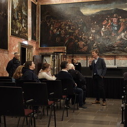 Lange Nacht der Museen, 4. Oktober 2025: Alte Bilder von, aus, ?ber Gott... Die Botschaft der Bilder im Minoritensaal: Führung mit Dr. Johannes Rauchenberger durch den Minoritensaal