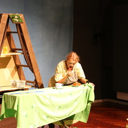 Frau Meier die Amsel, Mezzanintheater, JUNGES PUBLIKUM, September 2021. Foto: KULTUM
