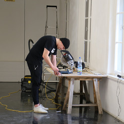 NINAVALE. Ausstellungsaufbau. 'Paradise is temporarily closed. God' KULTUM Graz, 24. Oktober 2020 bis 12. Dezember 2020. Foto: KULTUM/Andrea Hopper