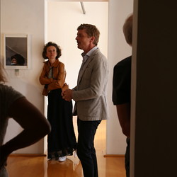 KURATORINNENFÜHRUNG, Juli 2021, Ausstellung EINATMEN-AUSATMEN. Foto: KULTUM