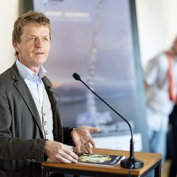 HENRY JESIONKA_FLEEING SHADOWS_Ausstellungseröffnung am 15. Juni 2023. Foto: © La Strada Graz / Nikola Milatovic