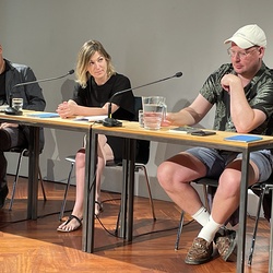 LITERATUR_DOPPELTE GAST_Holland_Warzecha_20240617. Foto: KULTUM/Hopper