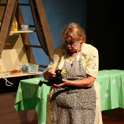 Frau Meier die Amsel, Mezzanintheater, JUNGES PUBLIKUM, September 2021. Foto: KULTUM