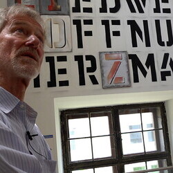 Themenführung #17 'Bild und Wort' in der Ausstellung: 'Gott hat kein Museum' mit Kurator Johannes Rauchenberger, 30.Mai 2026, special guest: Michael Endlicher