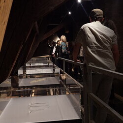 aktuelle kunst in Graz, Galerientage 2026: Künstleringespräch mit Claudia Schink und Themenführung #14 bei 'Gott hat kein Museum' mit Kurator Johannes Rauchenberger.  KULTUMUSEUM Graz, 25.4.2026