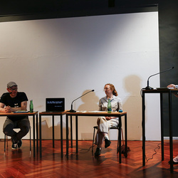 Der doppelte Gast: Chrstoph Wenzel und Karin Fellner. Foto: KULTUM