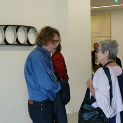 'Was tun Skulpturen ohne Aufsicht?' - Michael Kienzer und Anneliese Schrenk,KULTUMUSEUM im Spiegelgitterhaus Gleisdorf, 22. Mai 2026, Eröffnung: Kurator Johannes Rauchenberger