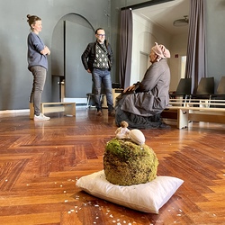 D'ÄRDGEISS_Figurentheater Margrit Gysin / Schweiz. Foto: KULTUM/A. Hopper