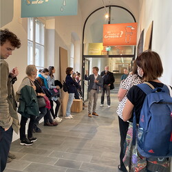 DE PROPAGANDA FIDE. Überraschende Glaubenswerbungen der Katholischen Kirche ? Kuratorenführung mit Johannes Rauchenberger im Rahmen des Galerientags des steirischen herbst, 24.9.2022 Foto: KULTUM/Alexandra Seyi