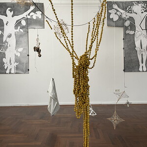 Wilhelm Scheruebl JE SUIS, wie werden wir gewesen sein? ? Klaras Ficus elastica Roxburgh,  2009?2023  Triptychon, Bleistift auf Papier  220x200 cm? 