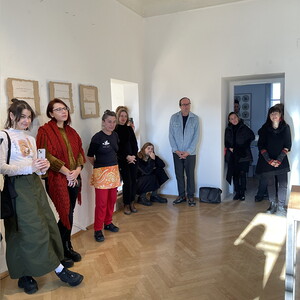 Eröffnung der Ausstellung: 'Margo Sarkisova: Reflections on Identity'; Kuratorin/Curator: Nastia Khlestova KULTUM Graz, 16.12.2023 In Kooperation mit   Foto: J. Rauchenberger