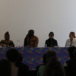 'language crosses borders': Tage der afrikanischen Literaturen: KULTUM Graz und Kunsthaus Graz, 5.?7. Mai 2023  Sonntag,  7. Mai 'language crosses borders': Tage der afrikanischen Literaturen: KULTUM Graz und Kunsthaus Graz, 5.?7. Mai 2023 Sonntag, 