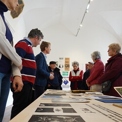   Kuratorenführung mit Johannes Rauchenberger, Ausstellung: 'Im Bann (s)einer großen Erzählung: Josef Fink (1941-1999), 15. März 2025
