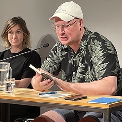 LITERATUR_DOPPELTE GAST_Holland_Warzecha_20240617. Foto: KULTUM/Hopper