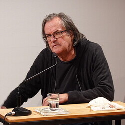  Doppelte Gäste: Lyrik-Lesung mit Erwin Einzinger und Lisa Spalt am Dienstag, 11.11.2025: Mit Einführungen von Paul Pechmann und einem anschlie?enden Gespräch mit Helwig Brunner.