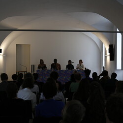 'language crosses borders': Tage der afrikanischen Literaturen: KULTUM Graz und Kunsthaus Graz, 5.?7. Mai 2023  Sonntag,  7. Mai 'language crosses borders': Tage der afrikanischen Literaturen: KULTUM Graz und Kunsthaus Graz, 5.?7. Mai 2023 Sonntag, 