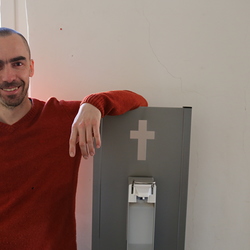 Guillaume Bruere, Dead & Alive. Alte Meister, 2021,  Ausstellungsaufbau. Foto: KULTUM/Johannes Rauchenberger