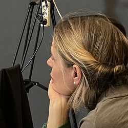 LITERATUR_DOPPELTEGAST_Kuhligk_Roloff. Foto: KULTUM/Hopper