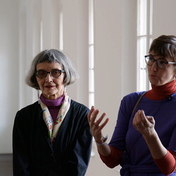 Eröffnung der Ausstellung: 'SISTERS OF THE LABYRINTH' von Renate Kordon und Tamara Friebel, KULTUM Graz, 2. März 2024. Foto: KULTUM/Johannes Rauchenberger