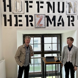 MICHAEL ENDLICHER_Zeichen Sprache Ironie_Ausstellungseröffnung. Foto: KULTUM/Hopper