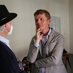 KURATORINNENFÜHRUNG, Juli 2021, Ausstellung EINATMEN-AUSATMEN. Foto: KULTUM