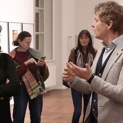  9. Themenführung über 'Bodies & Souls' in der Ausstellung 'Gott hat kein Museum' mit Kurator Johannes Rauchenberger. Special Guest: Daniel A. Zaman. KULTUMUSEUM Graz, 21.1.2026