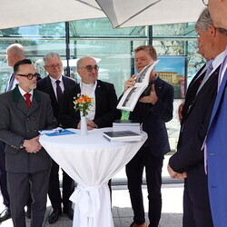                                 Zlatko Kopljar - K9 compassion+: Kunstintervention bei 'Geist & Gegenwart' (Motto 2025: 'Challenge Europe') aus Schloss Seggau, 4.-7. Juni 2025