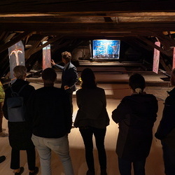 Lange Nacht der Museen, 4.Okt.2025: Führung mit Johannes Rauchenberger durch die Schau 'GOTT HAT KEIN MUSEUM. Aspekte von Religion in Kunst der Gegenwart'