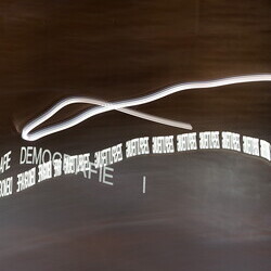 Ruth Schnell, CUIUS REGIO – WES DAS LAND  (WHOSE REALM), 2018/2022,  Kunststoff und Leuchtdioden, KULTUMUSEUM Graz, aus: Last&Inspiration. 800 Jahre Diözese Graz-Seckau (2018), adaptiert für KULTUMUSEUM Graz, 2022