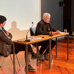 DER DOPPELTE GAST_HIER SIND WIR WIR_Àxel Sanjosé und Tristan Marquardt